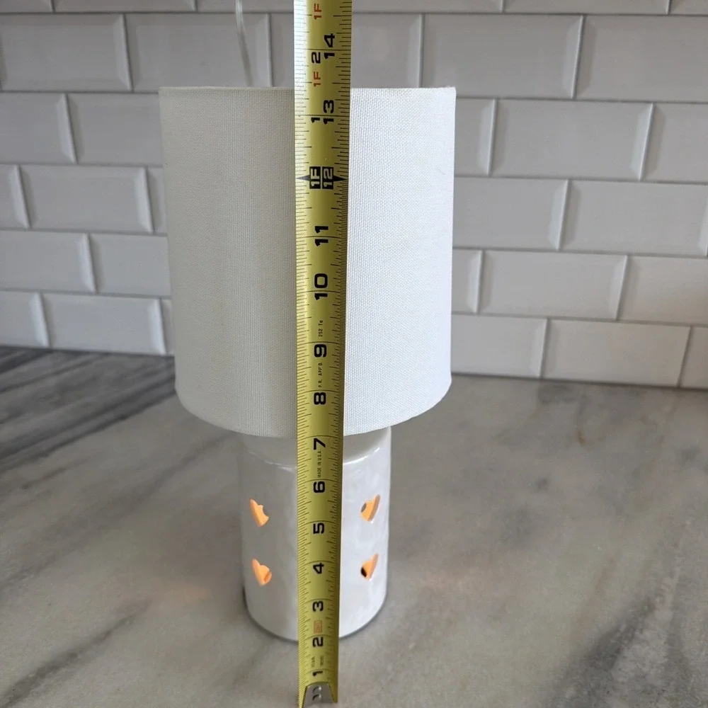Ceramic Heart Cutout White Lamp With 3way Switch And Bottom Night Llght
